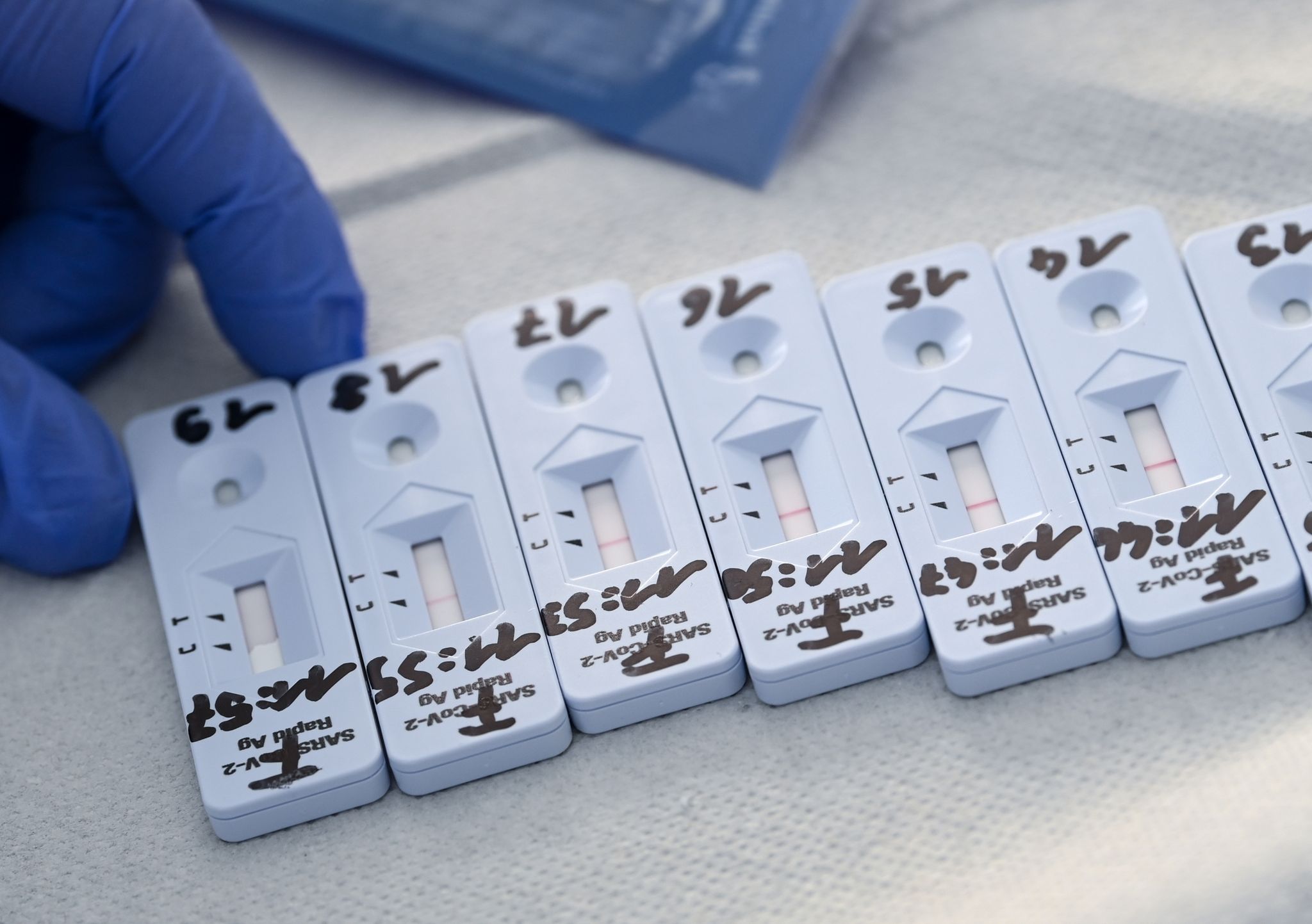 Drogeriemärkte für Verkauf von Corona-Tests startklar