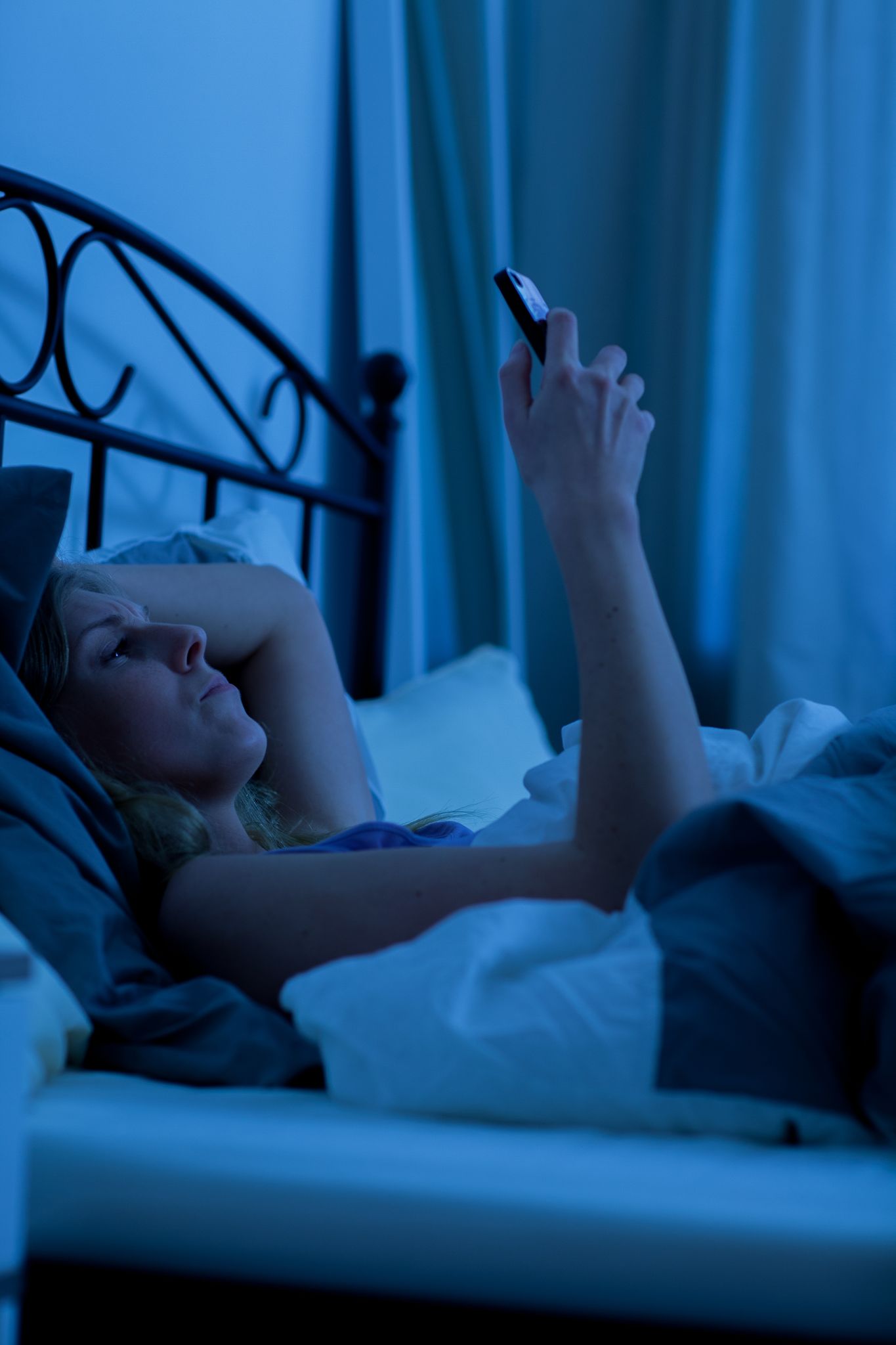 Smartphone raus: So finden Sie einen erholsamen Schlaf