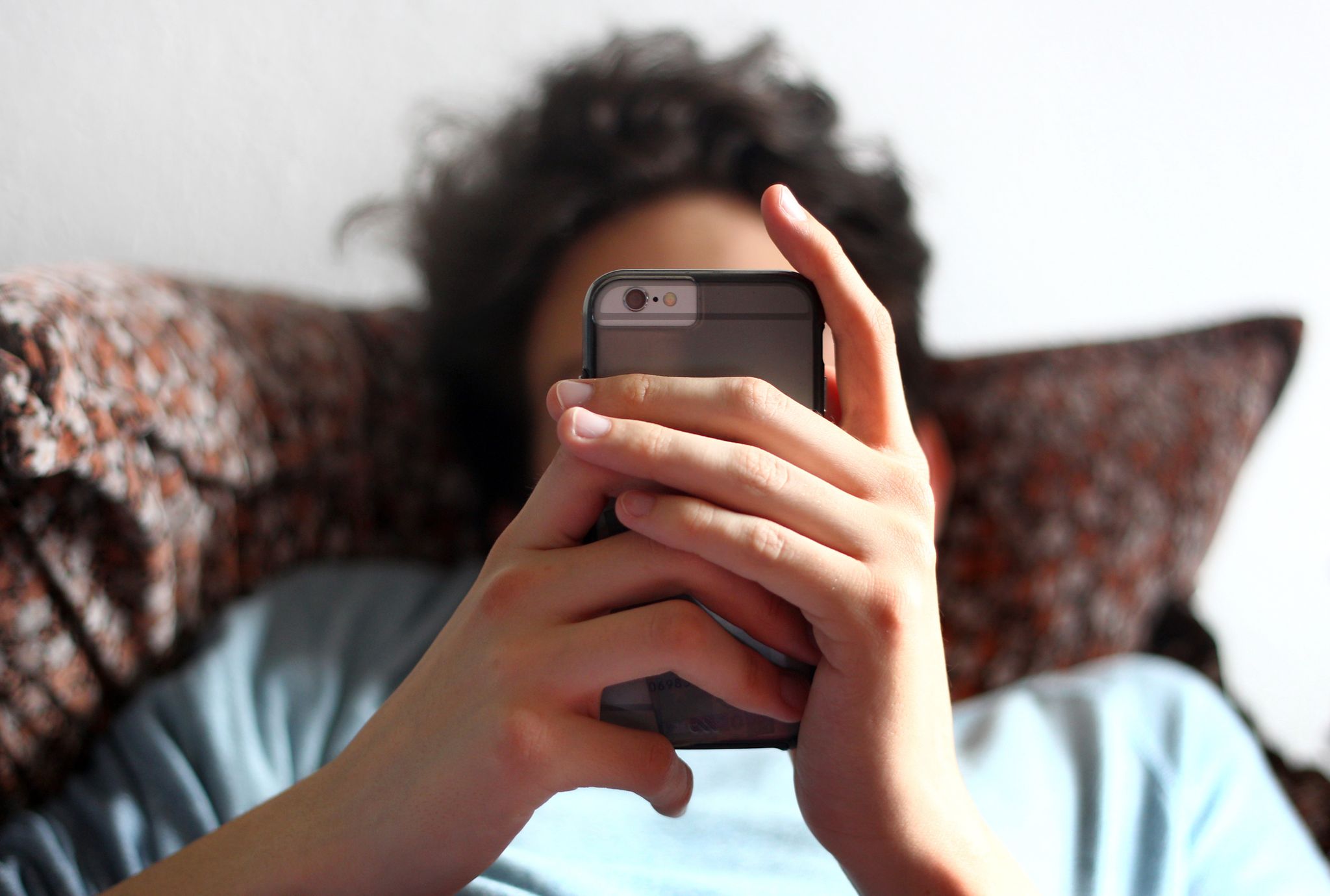 App für Jugendliche: Ideologische Radikalisierung erkennen