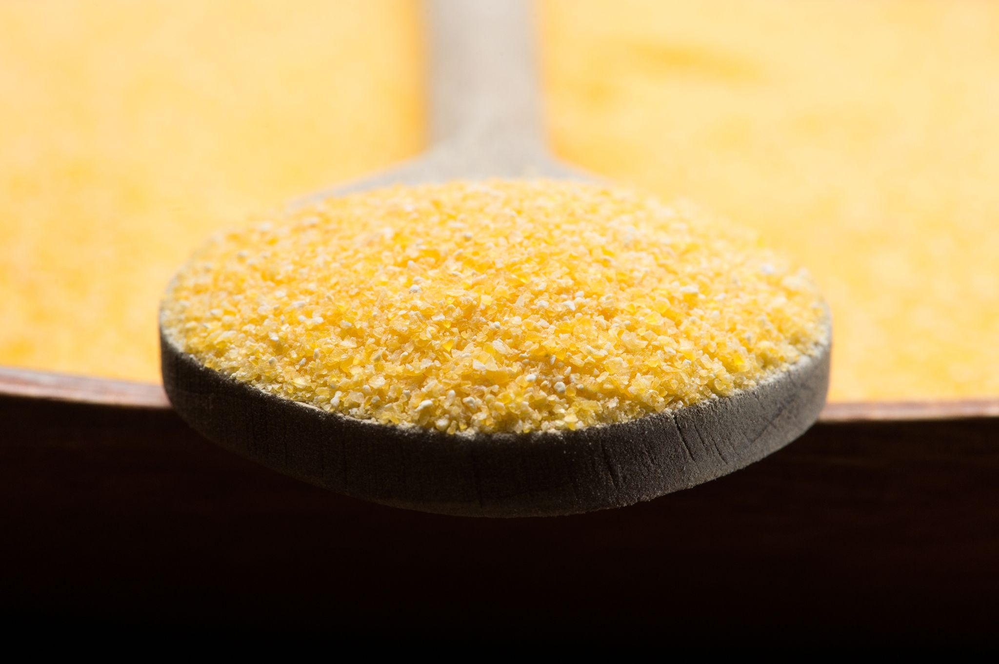 So wird Polenta cremig oder kross