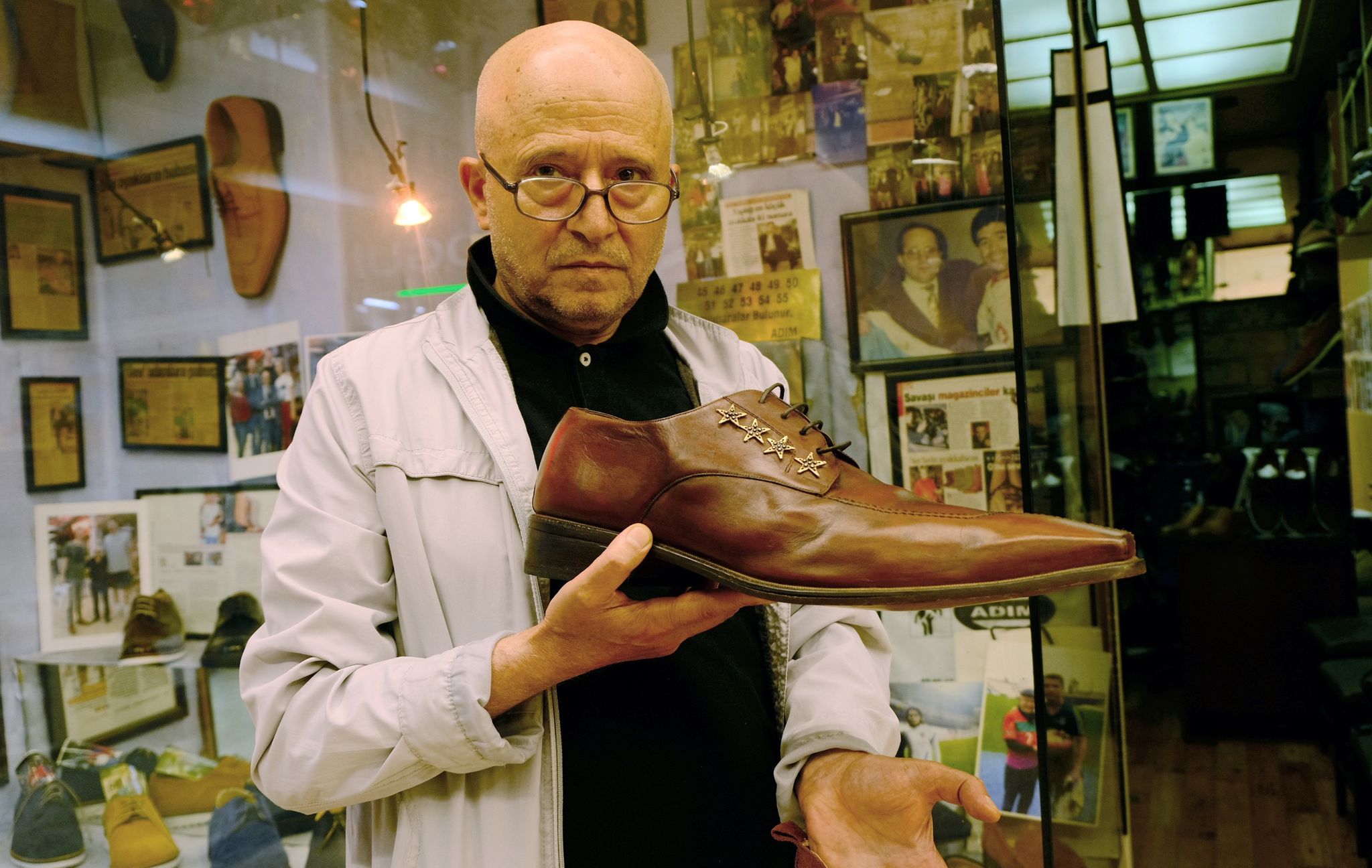 Istanbuler Schuster fertigt Schuhe für «Riesen»