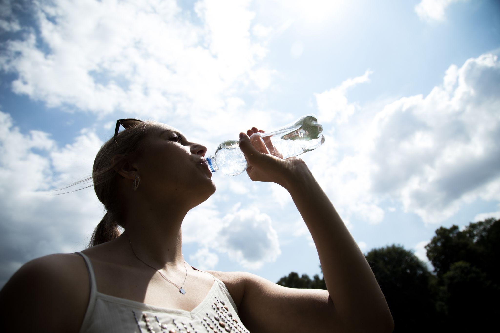 Hitze-Tipp: Bei Wärme und Sport genug und regelmäßig trinken