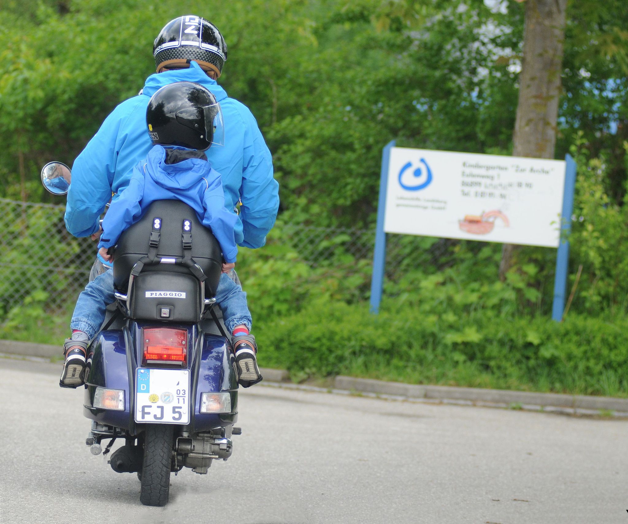 Gut vorbereitet: So gelingen Motorradfahrten mit Kindern