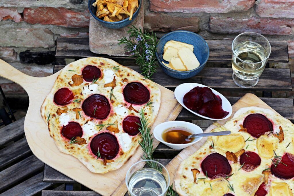 Fühlen wie im Elsass: Flammkuchen mit Roter Beete
