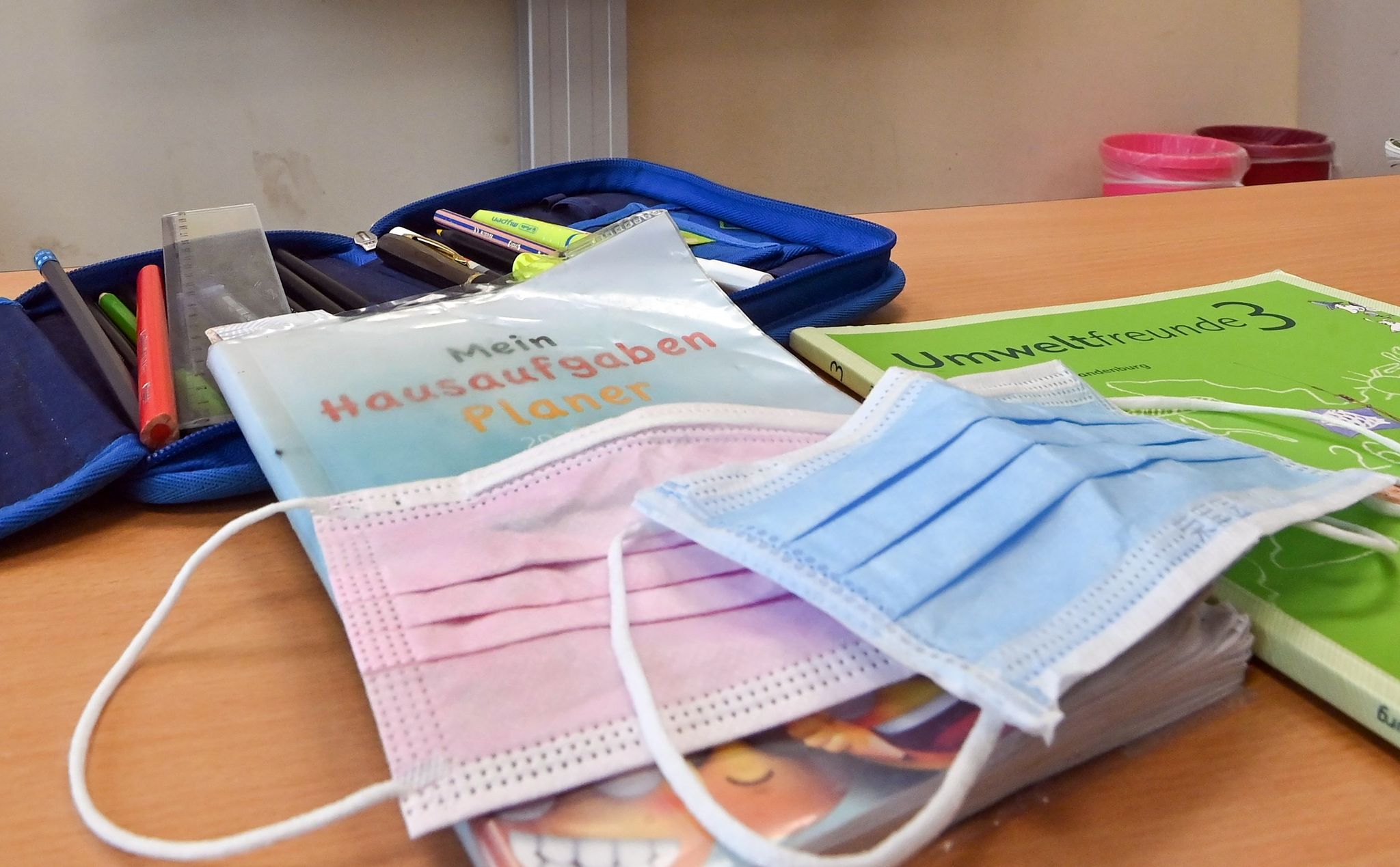 Experten: Masken und Tests wichtigster Schutz in Schulen