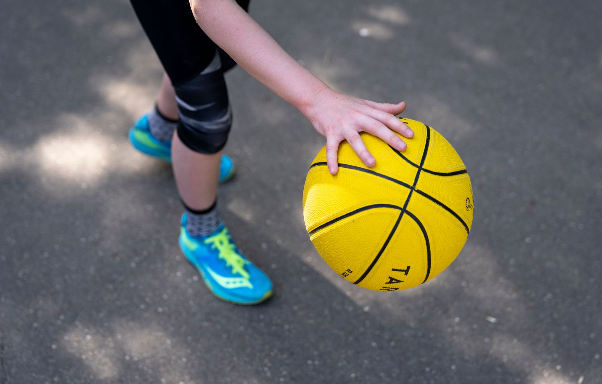 Regelmäßiger Sport ist für Kinder mit Rheuma wichtig