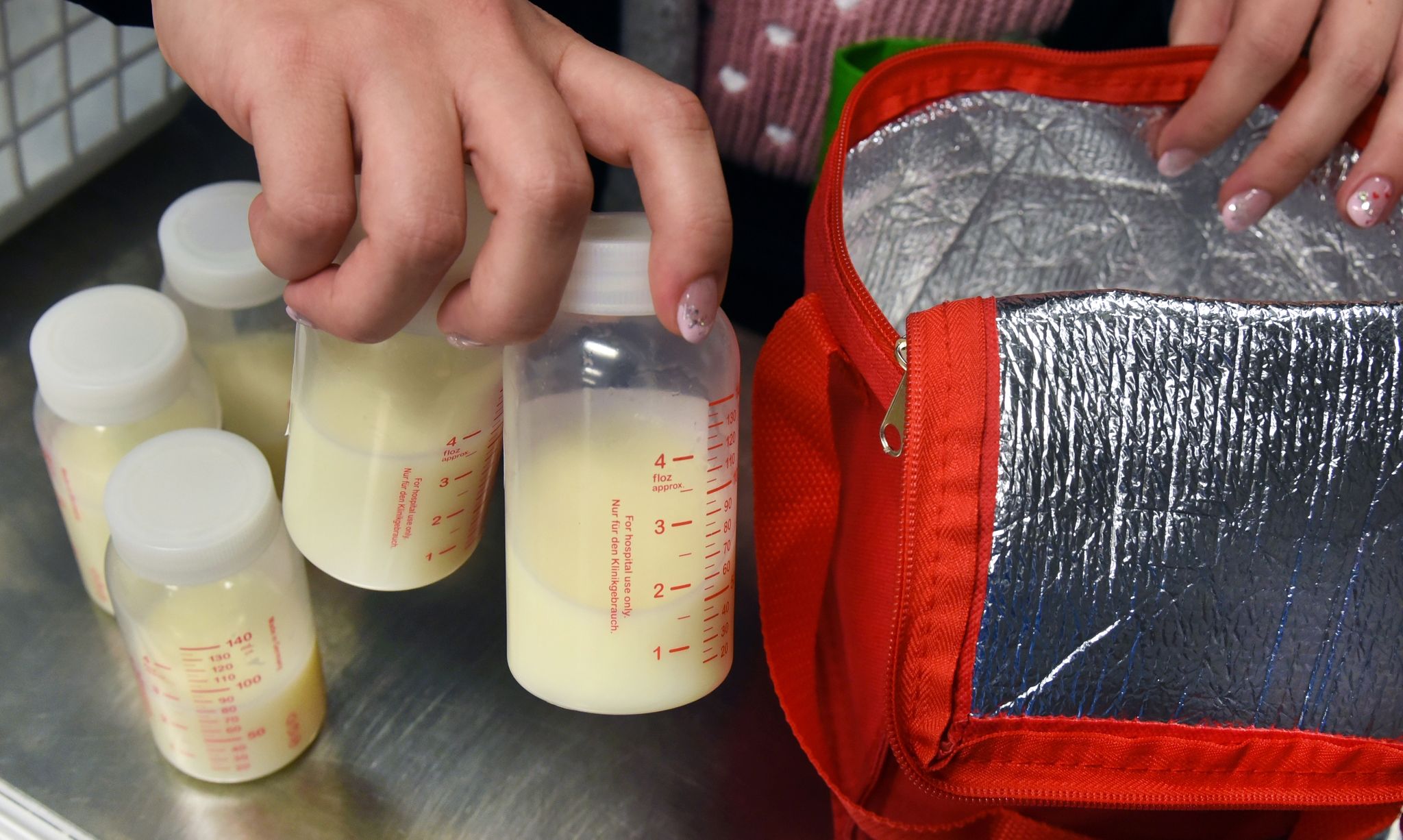 Milchbanken versorgen Frühchen mit Muttermilch