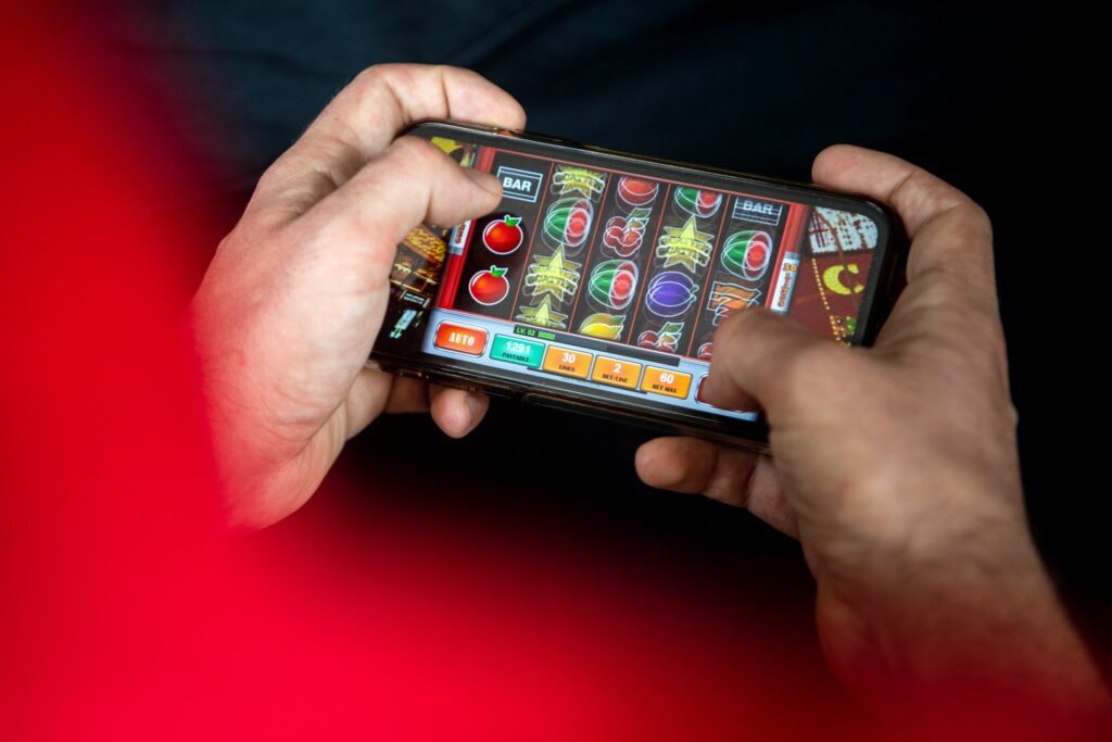 Studie zum Glücksspiel: Vor allem Männer sind suchtanfällig