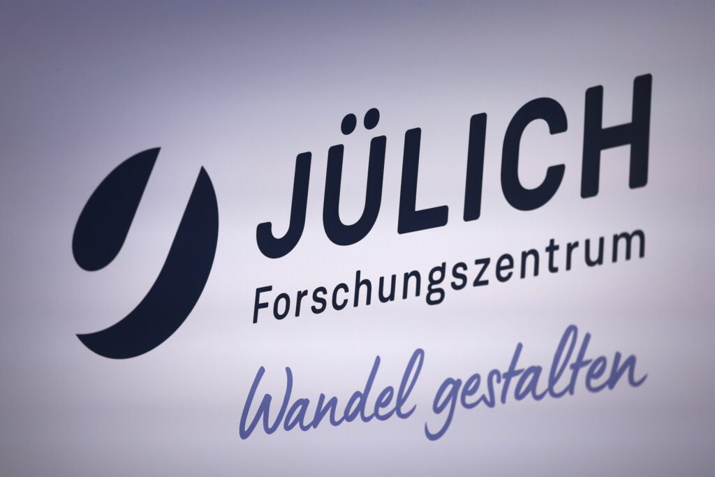 Erster europäischer Superrechner kommt nach Jülich