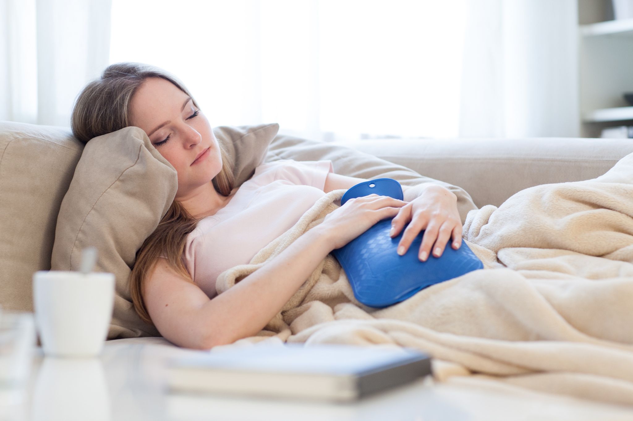 So lindert man Menstruationsbeschwerden