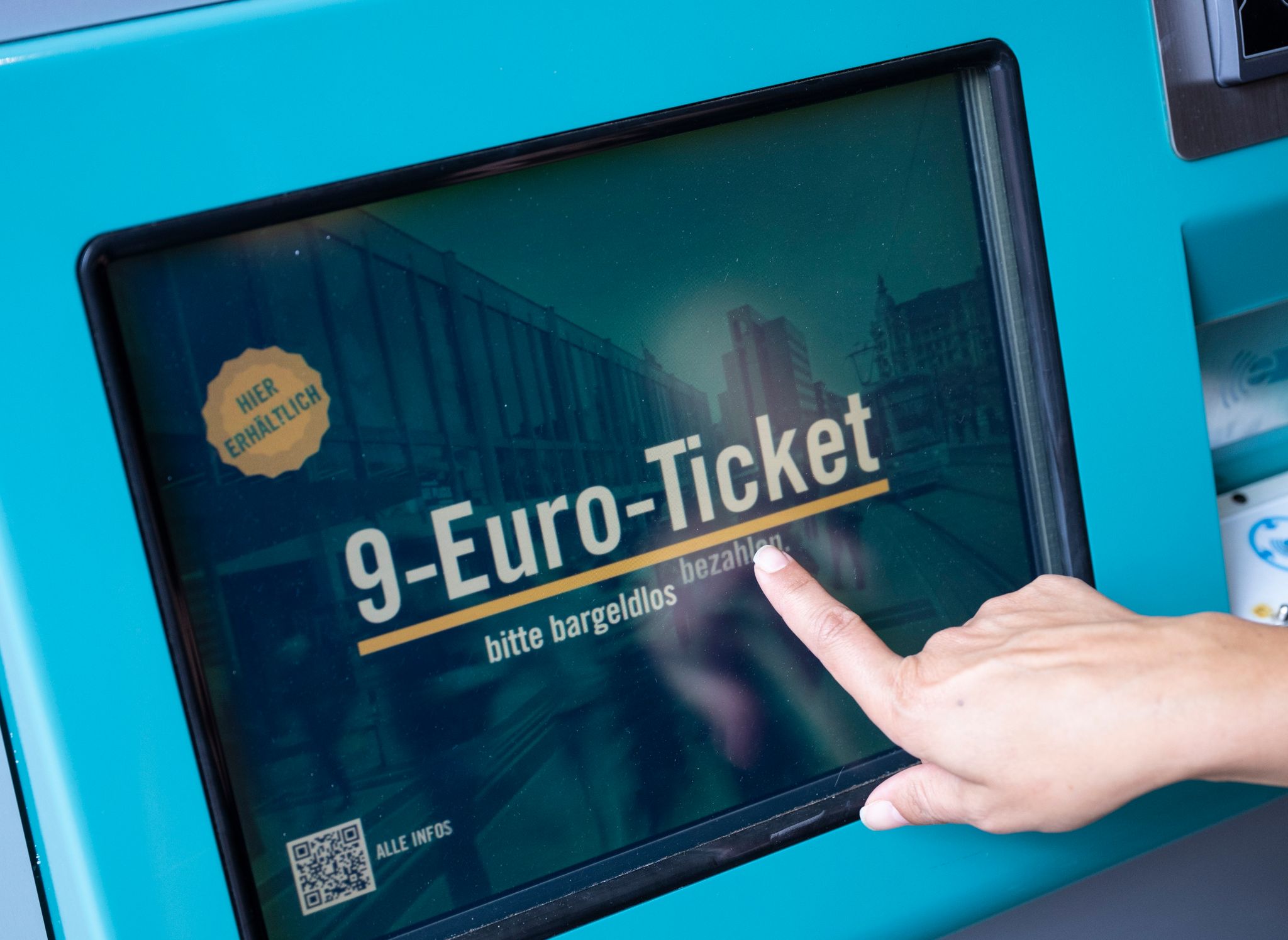9-Euro-Ticket: Auto bleibt dennoch selten stehen