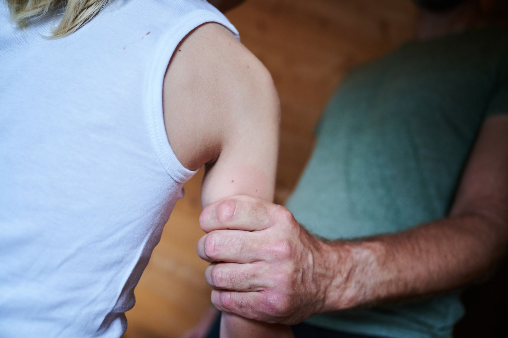 Misshandlung in der Familie: Zahl der Fälle bleibt hoch