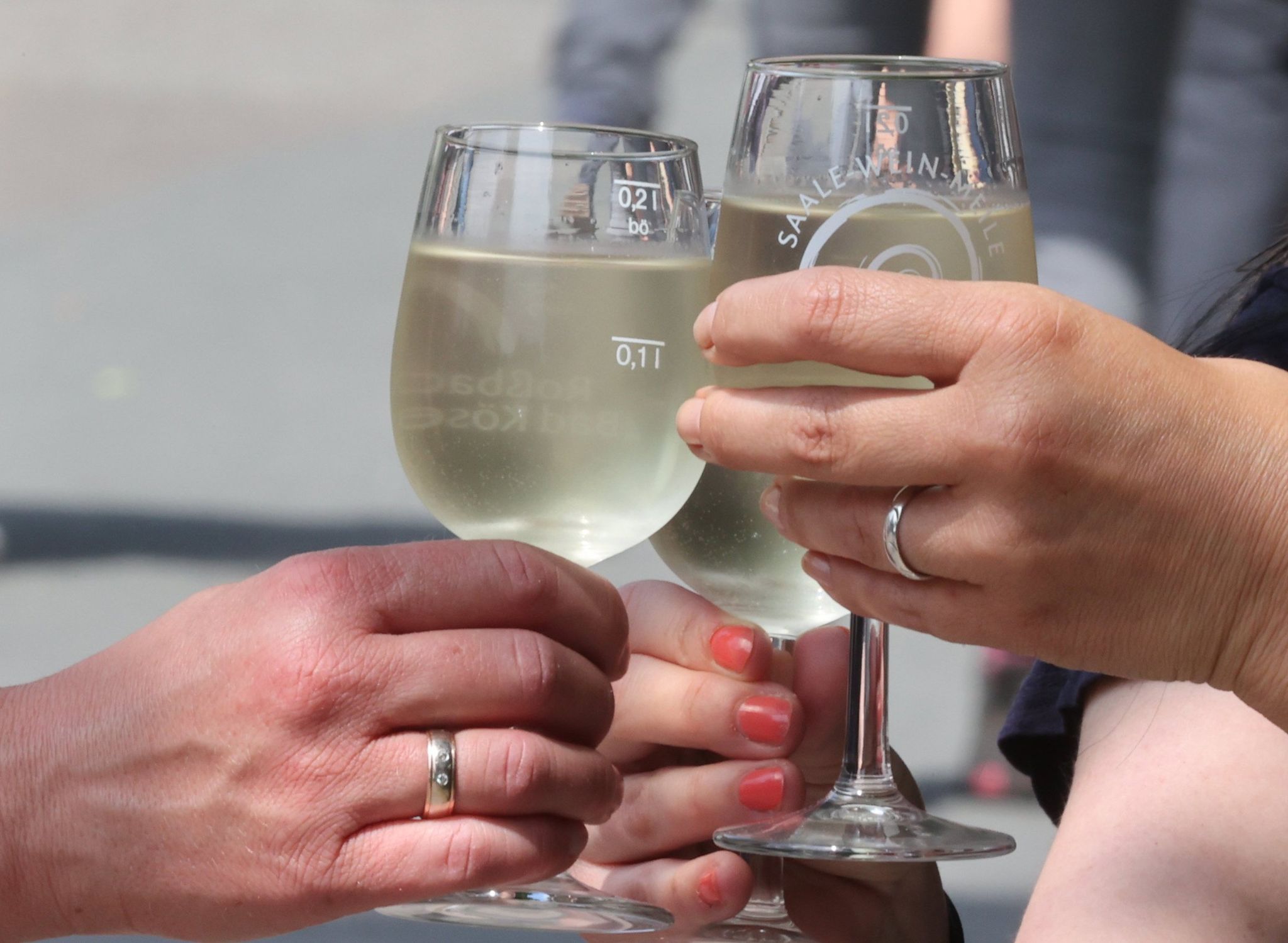 Erhöhtes Krebsrisiko durch Alkohol: Ist die Politik gefragt?