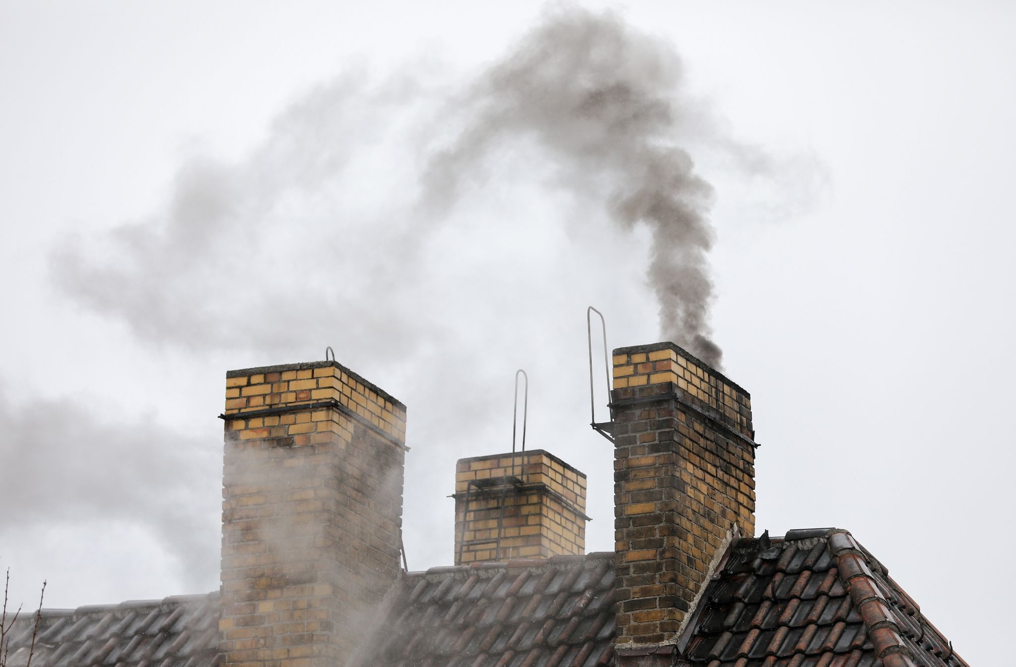Heizen mit Holz schadet Gesundheit und Umwelt