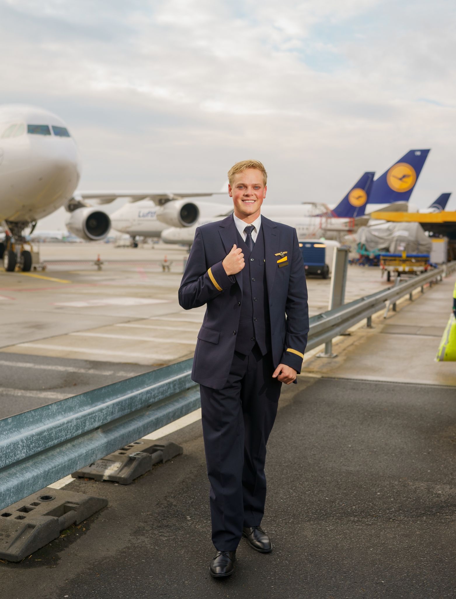 Alexander ist wieder mit einem Bein in der Luft