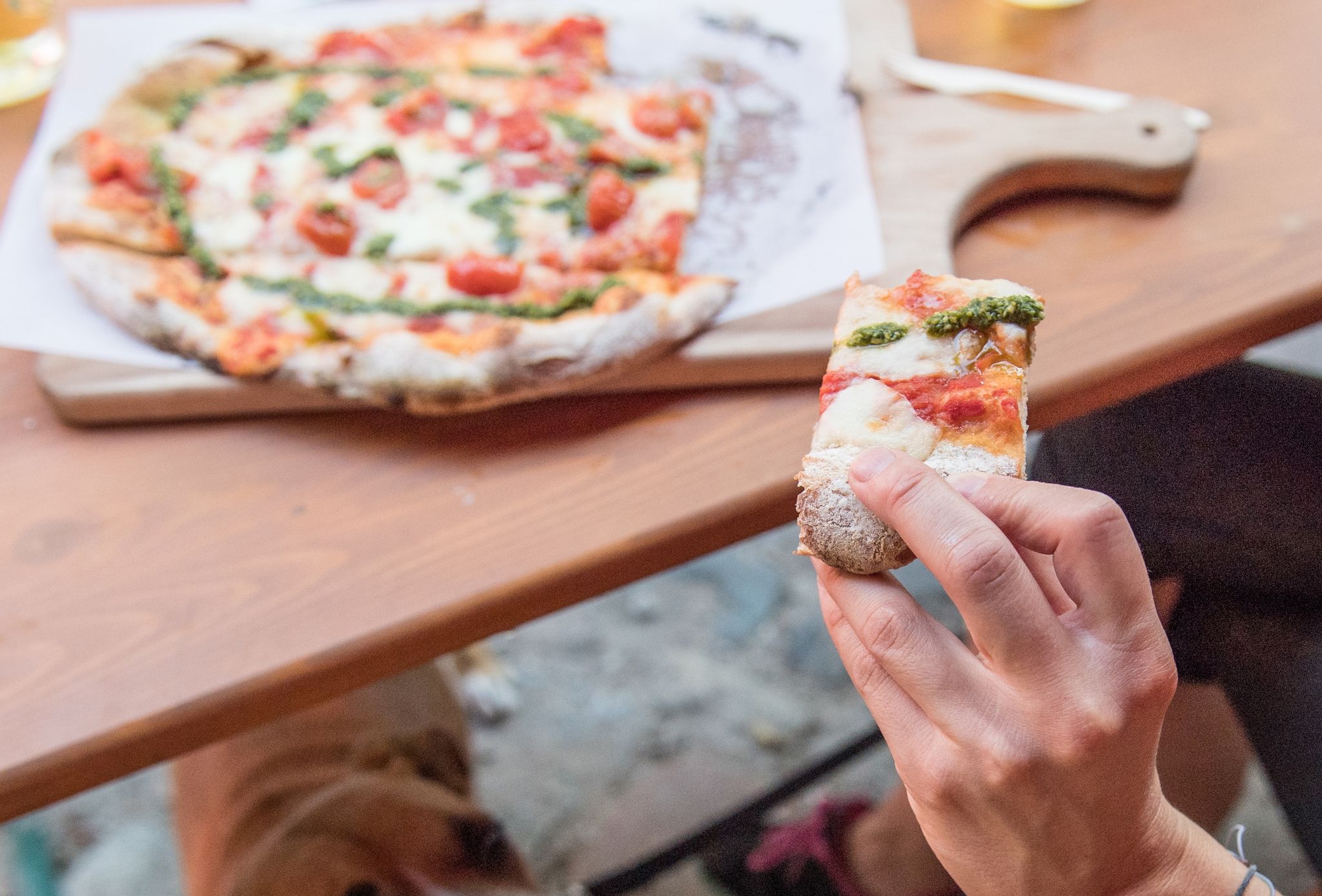 Das Mehl macht’s: Was die Pinsa von der Pizza unterscheidet