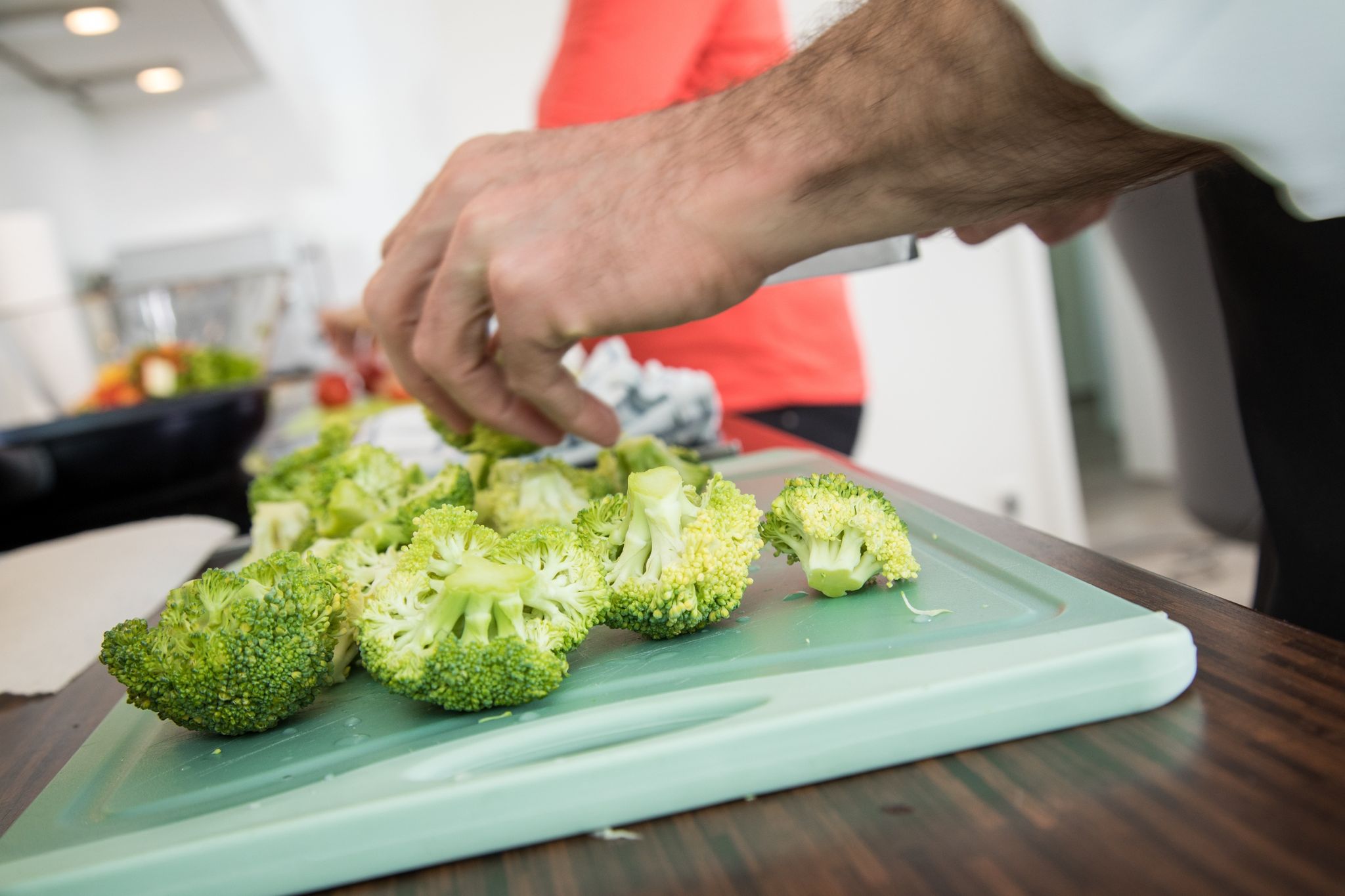 Brokkoli nach dem Schneiden ruhen lassen