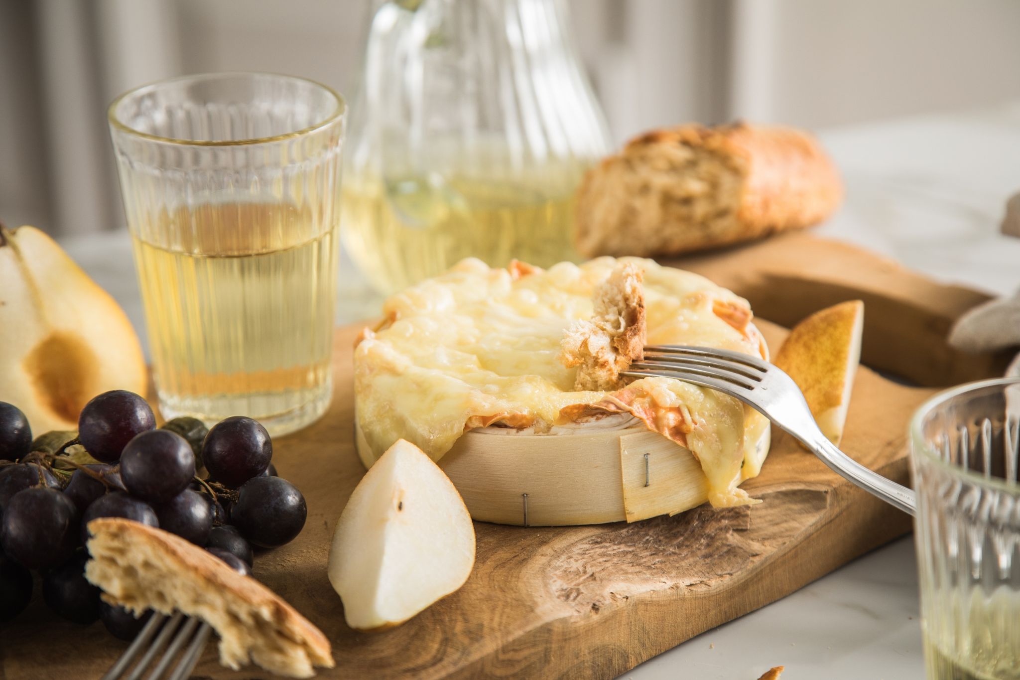 Lecker, aber voll fett: Ofenkäse ist nichts für jeden Tag