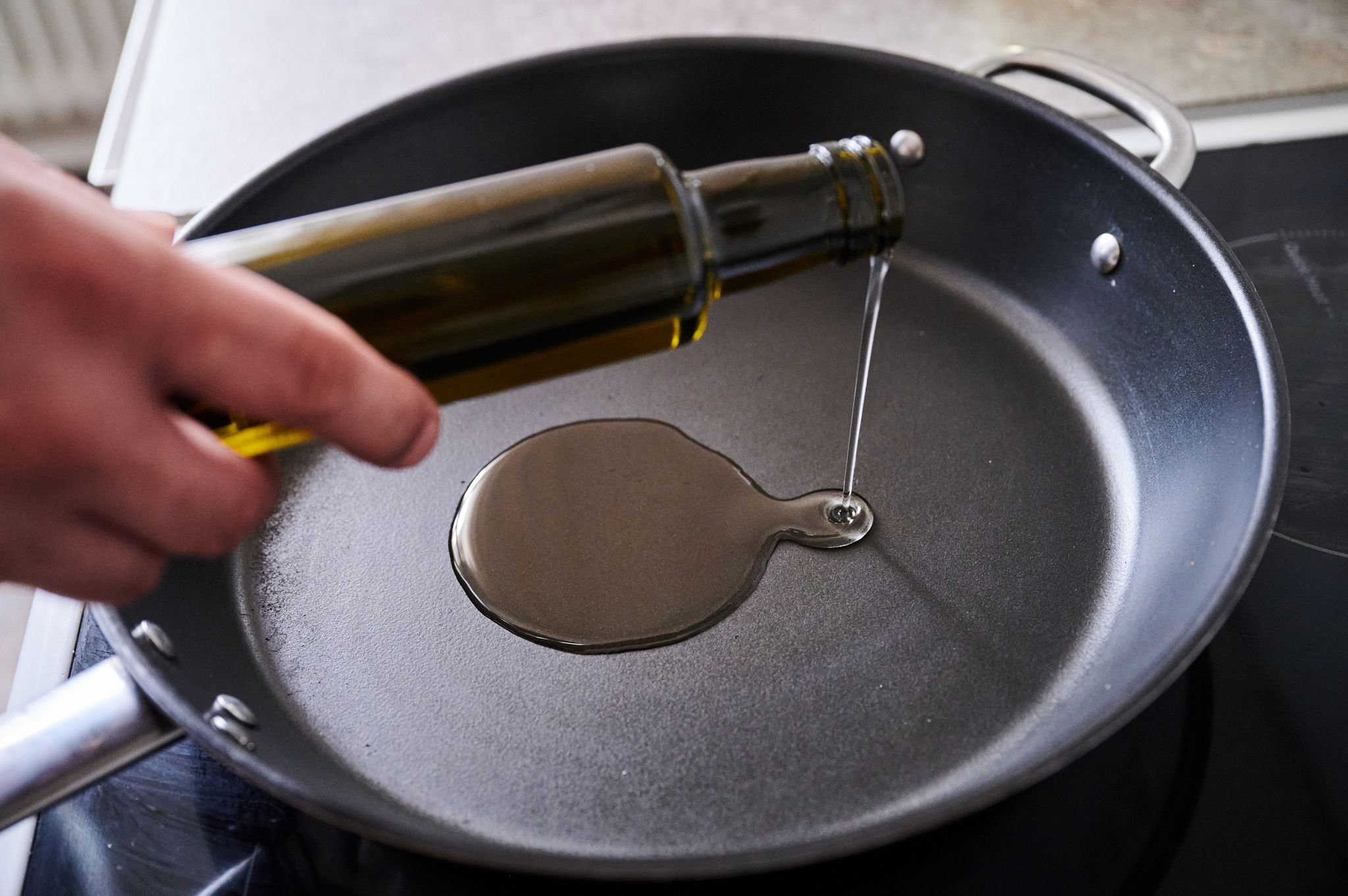 Ab in die Pfanne! Diese Öle eignen sich gut zum Braten