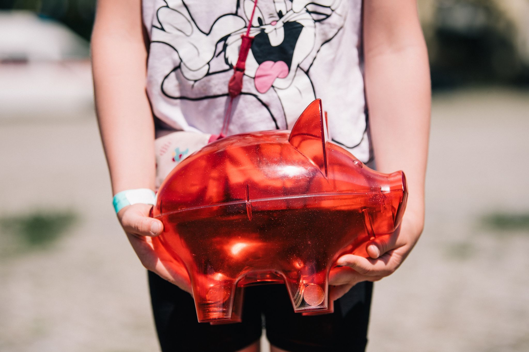 Wie Sie Ihrem Kind den Umgang mit Geld beibringen