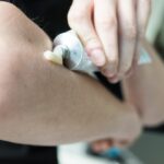 Schmerzsalben im «Öko-Test»: 8 von 20 fallen durch