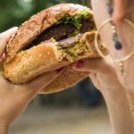 Gesünder essen klappt nicht? Umfrage zeigt, woran es hakt