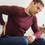 Werden Rückenschmerzen in der kalten Zeit schlimmer?