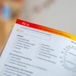 Neu für Eltern: Gelbes Heft kommt nun auch mit zum Zahnarzt